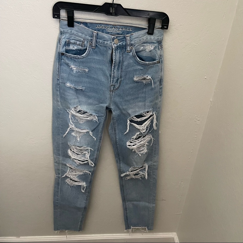 American Eagle Mom Jeans